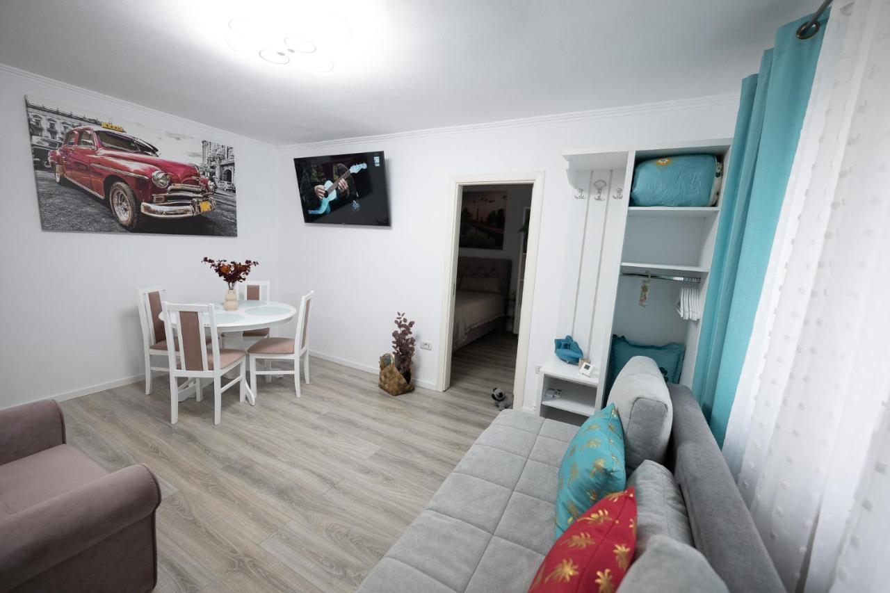 L&R Boutique Apartment Otelu Rosu Dış mekan fotoğraf